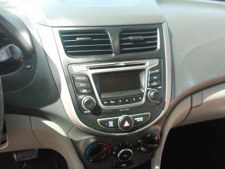 Hyundai Accent - Thumbnail 20