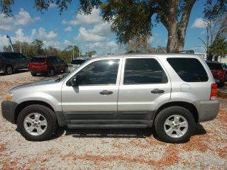 Ford Escape - Thumbnail 14