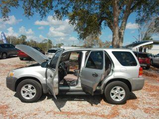 Ford Escape - Thumbnail 15