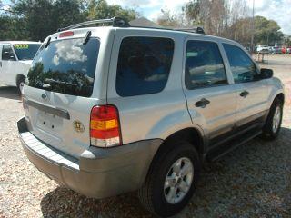 Ford Escape - Thumbnail 11