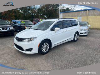 Chrysler Pacifica - Thumbnail 7