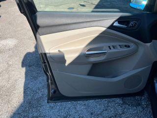 Ford Escape - Thumbnail 11