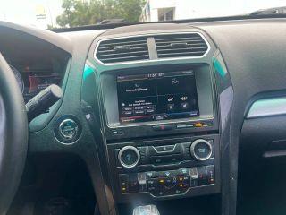 Ford Explorer - Thumbnail 15