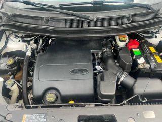 Ford Explorer - Thumbnail 6