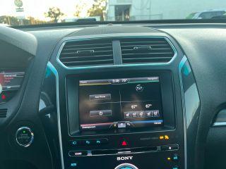 Ford Explorer - Thumbnail 16