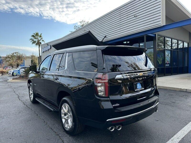 Chevrolet Tahoe - Thumbnail 3