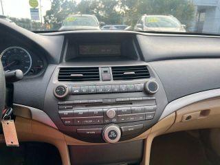 Honda Accord - Thumbnail 3