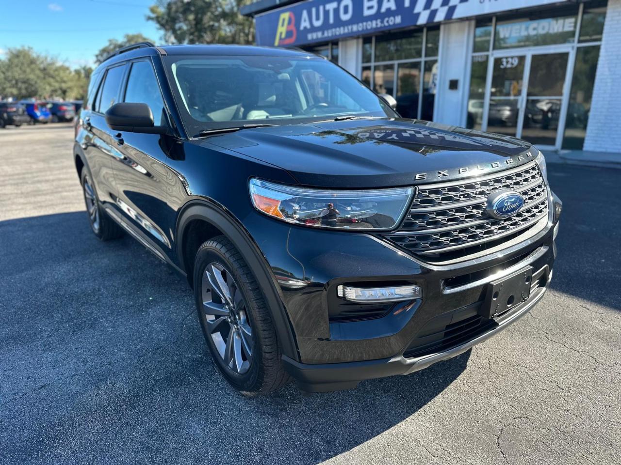 Ford Explorerxlt Awd - Thumbnail 4