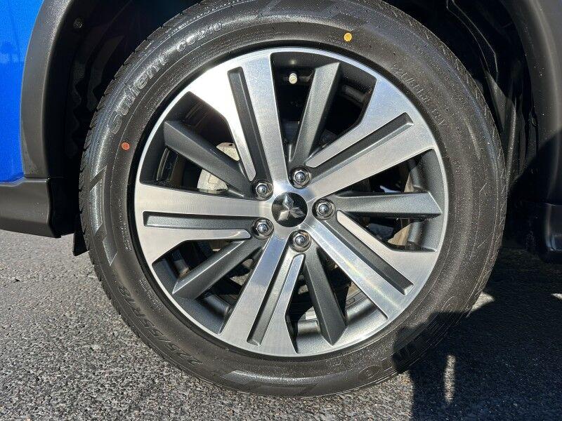 Mitsubishi Outlander Sport - Thumbnail 11