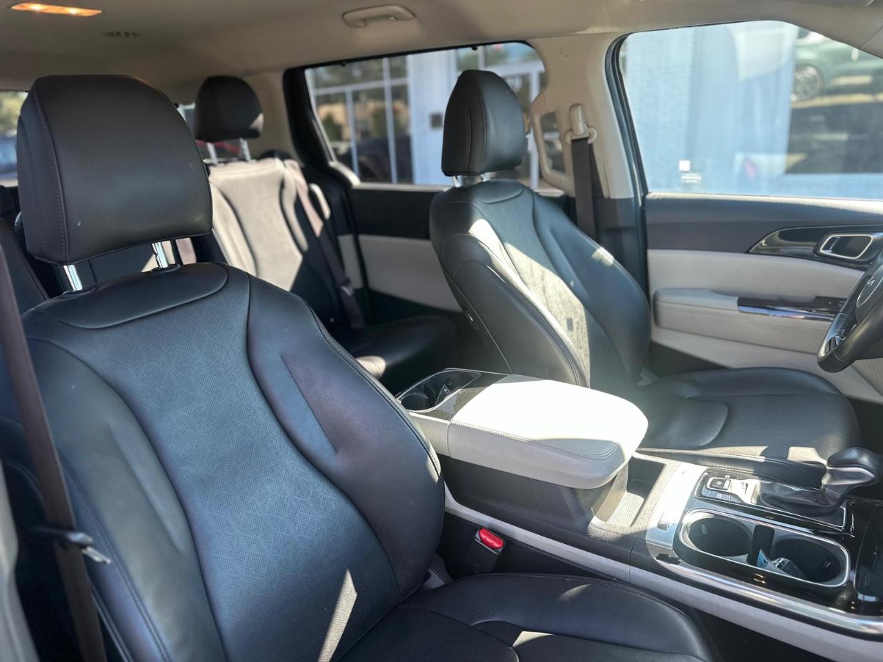 Kia Carnivalex - Thumbnail 13