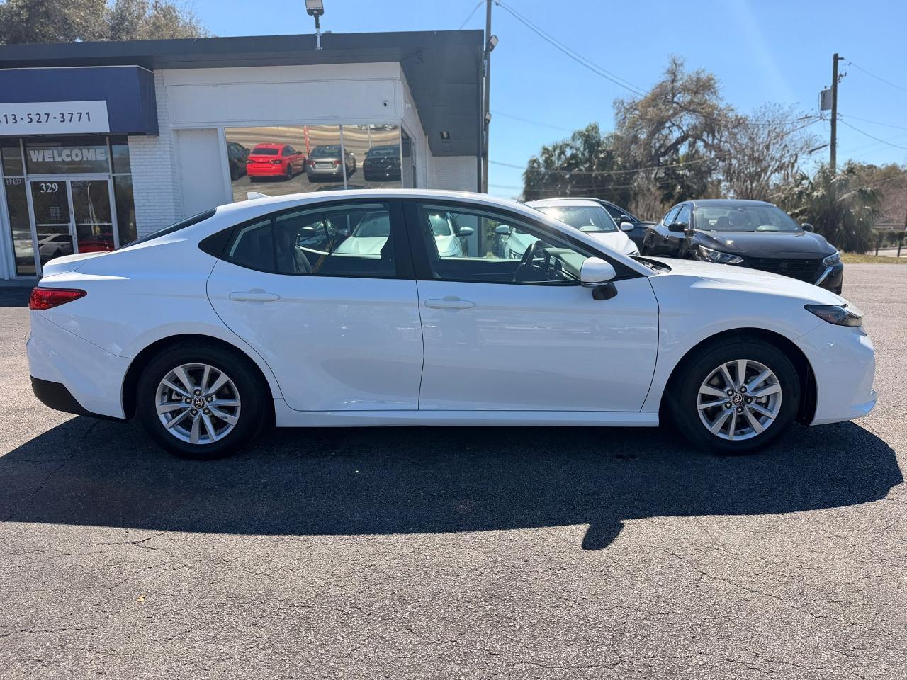 Toyota Camry Hybridle - Thumbnail 9