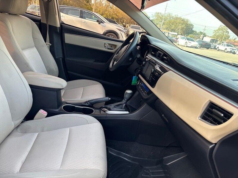 Toyota Corolla - Thumbnail 13