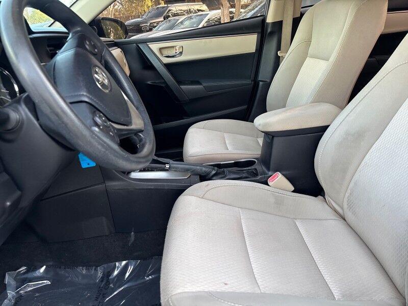 Toyota Corolla - Thumbnail 10