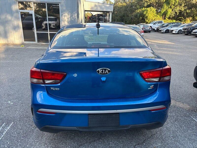Kia Rio - Thumbnail 8