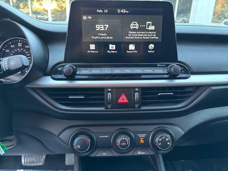 Kia Forte - Thumbnail 17