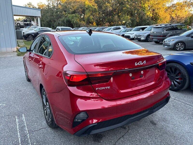 Kia Forte - Thumbnail 7