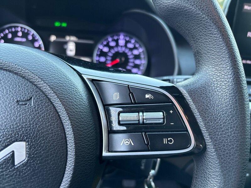 Kia Forte - Thumbnail 15