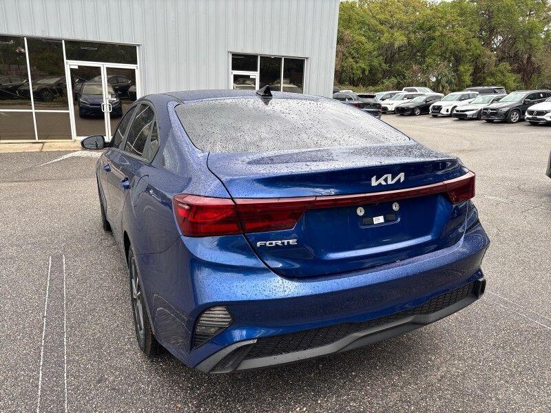 Kia Forte - Thumbnail 7