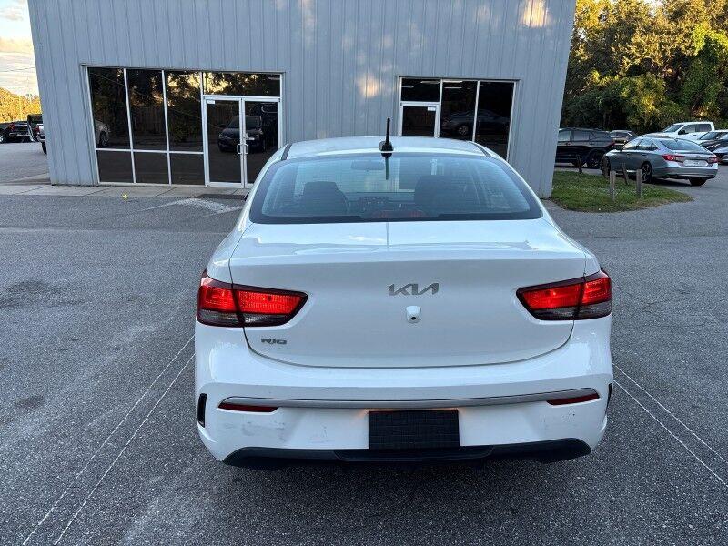 Kia Rio - Thumbnail 8