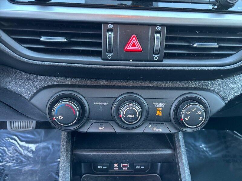 Kia Forte - Thumbnail 18