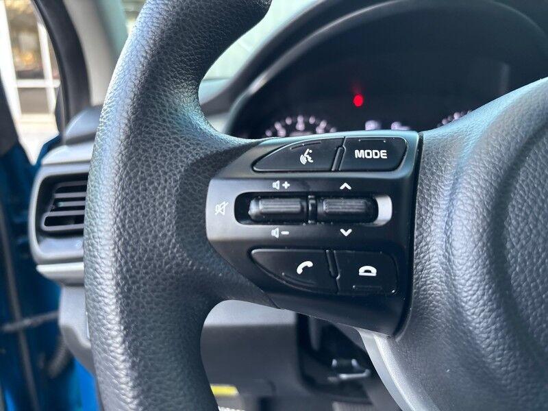 Kia Rio - Thumbnail 16