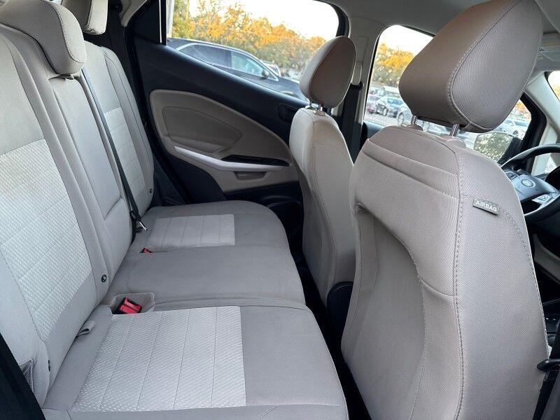 Ford EcoSport - Thumbnail 12