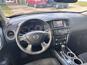 Nissan Pathfinder Sv - View 1