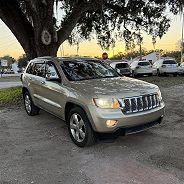 Jeep Grand Cherokee Overland - Thumbnail 3