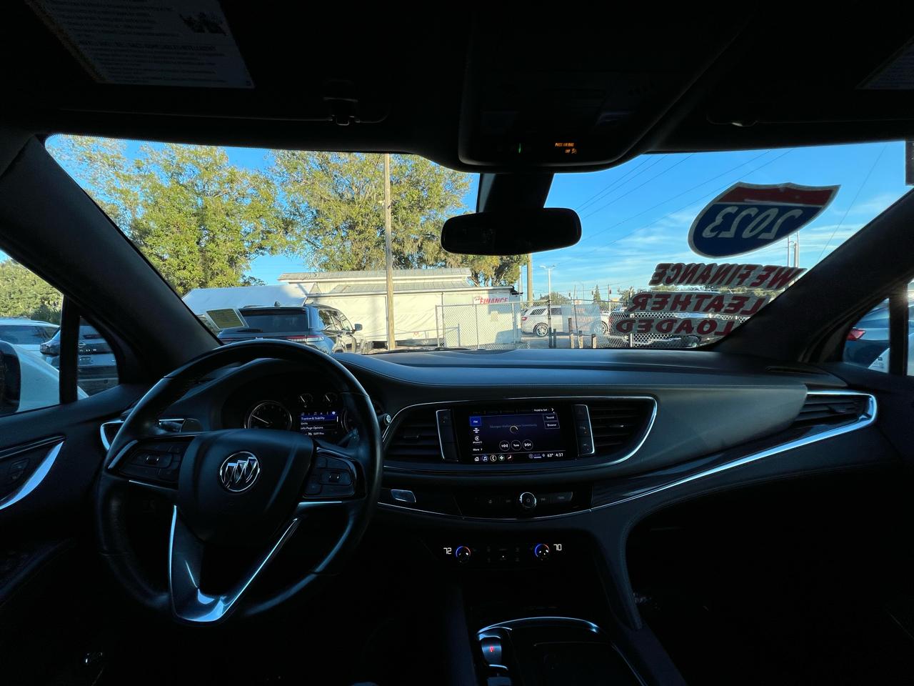 Buick Enclave - Thumbnail 16