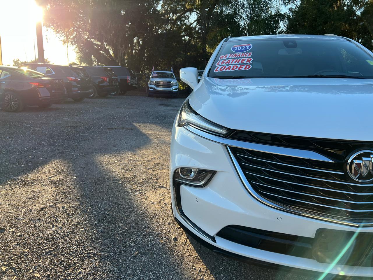 Buick Enclave - Thumbnail 10