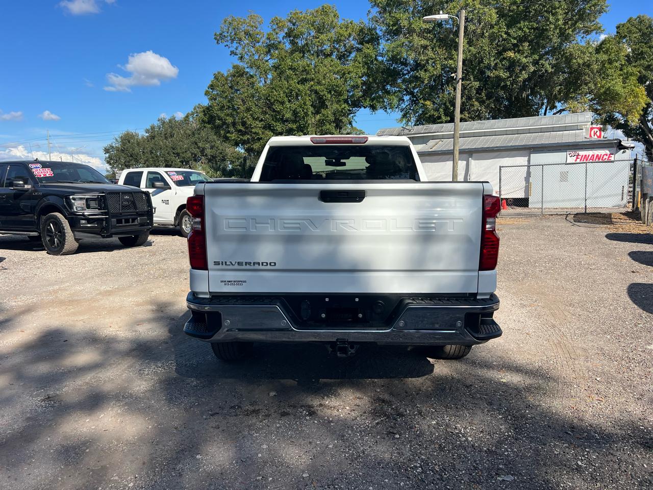 Chevrolet Silverado 1500 - Thumbnail 5