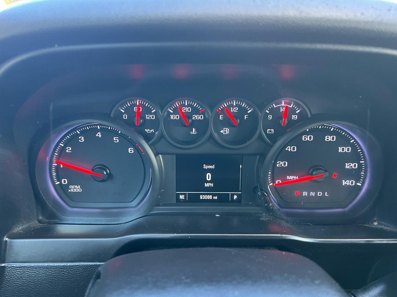 Chevrolet Silverado 1500 - Thumbnail 20