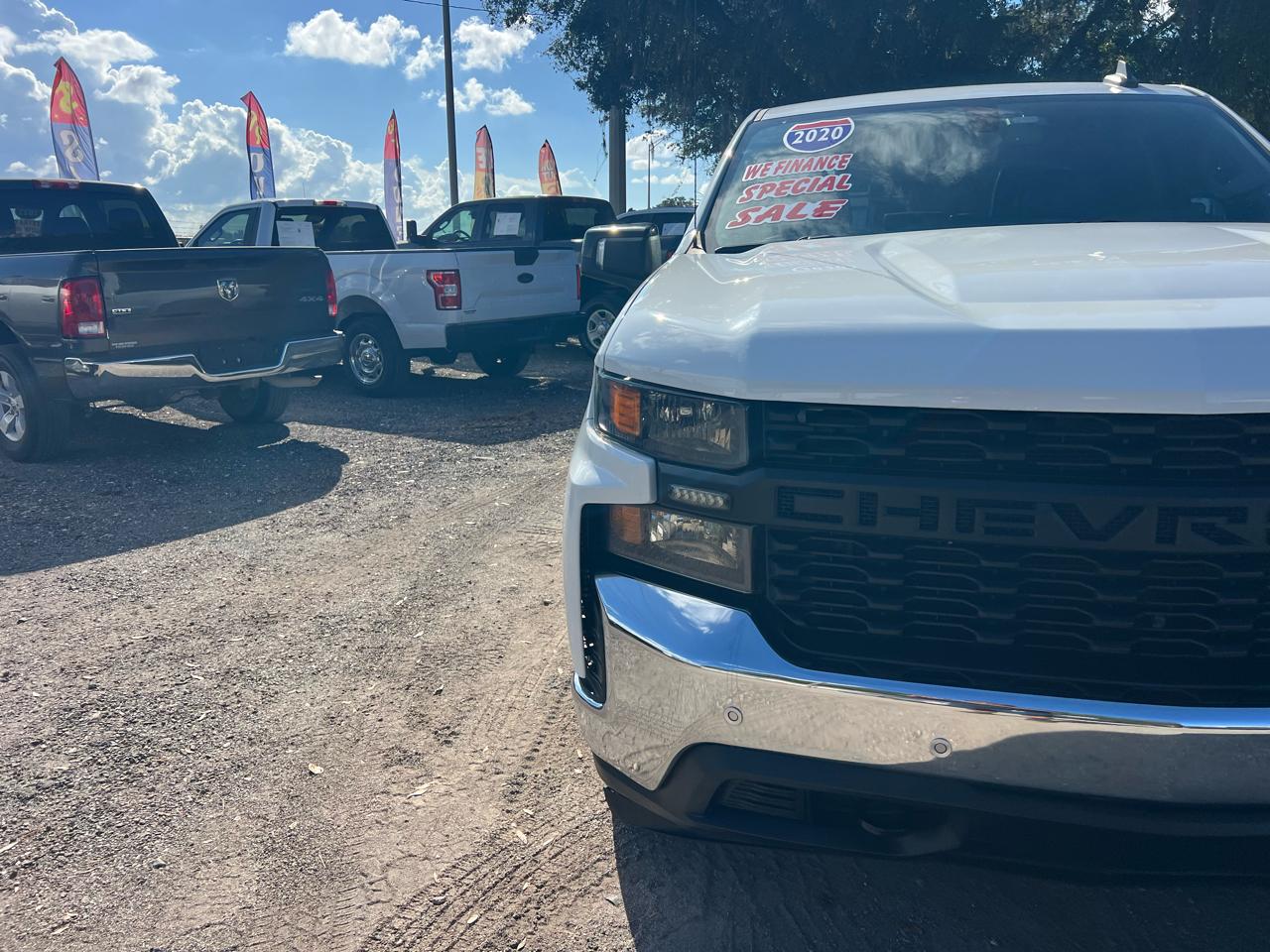 Chevrolet Silverado 1500 - Thumbnail 10