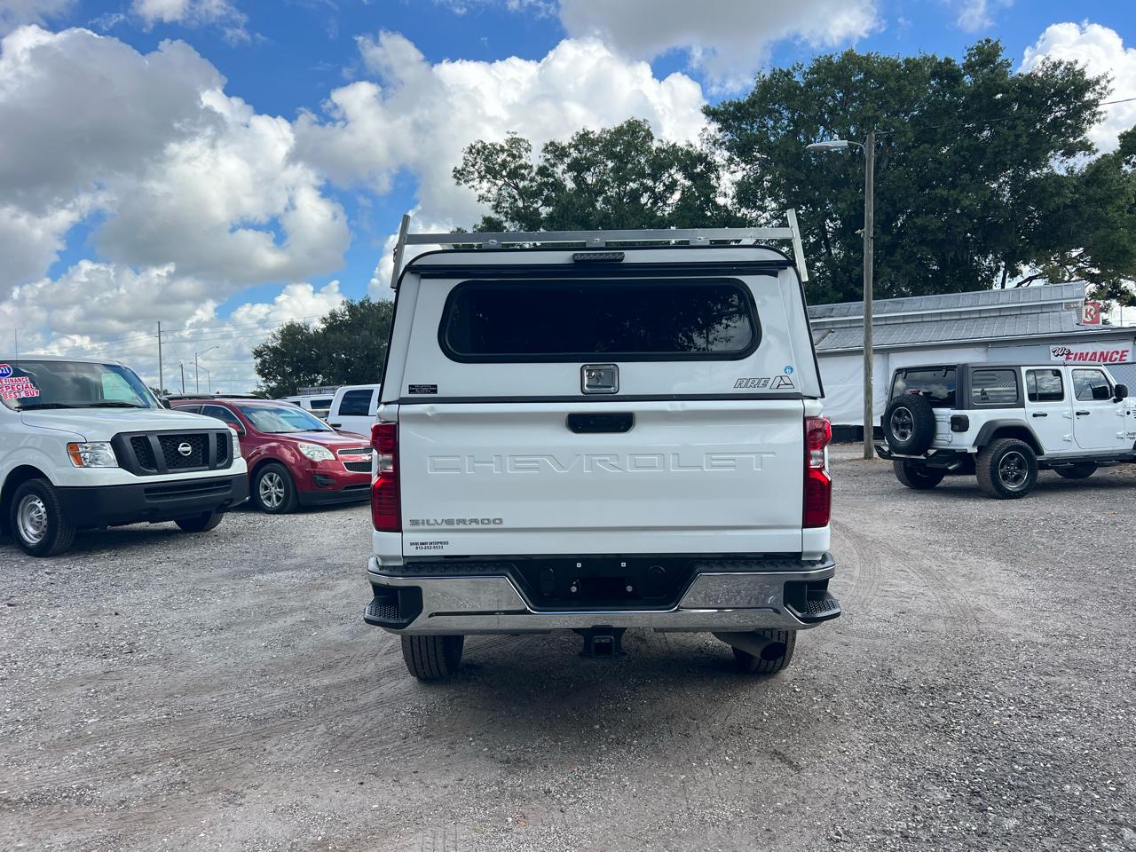 Chevrolet Silverado 2500Hd - Thumbnail 5