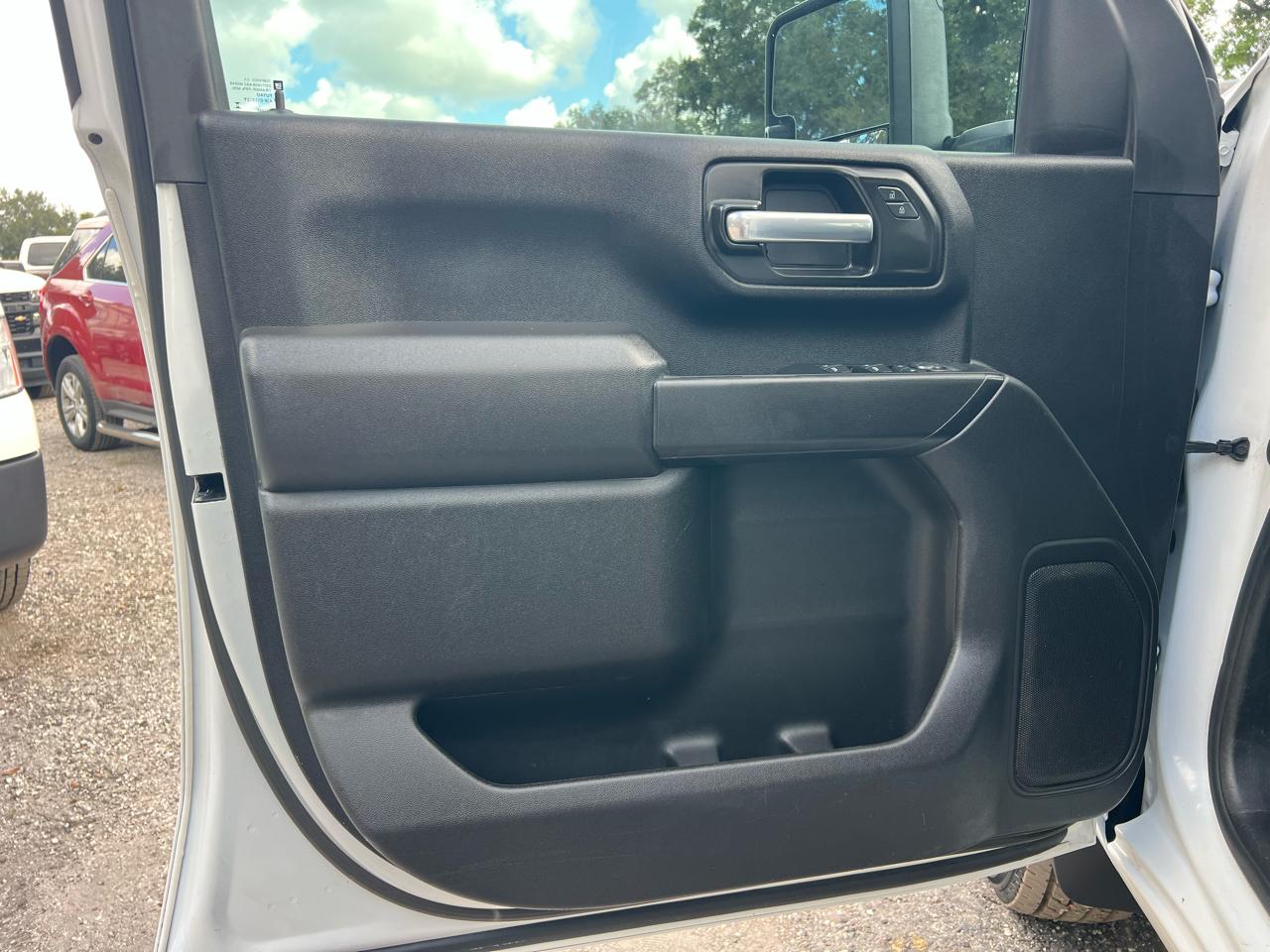 Chevrolet Silverado 2500Hd - Thumbnail 12