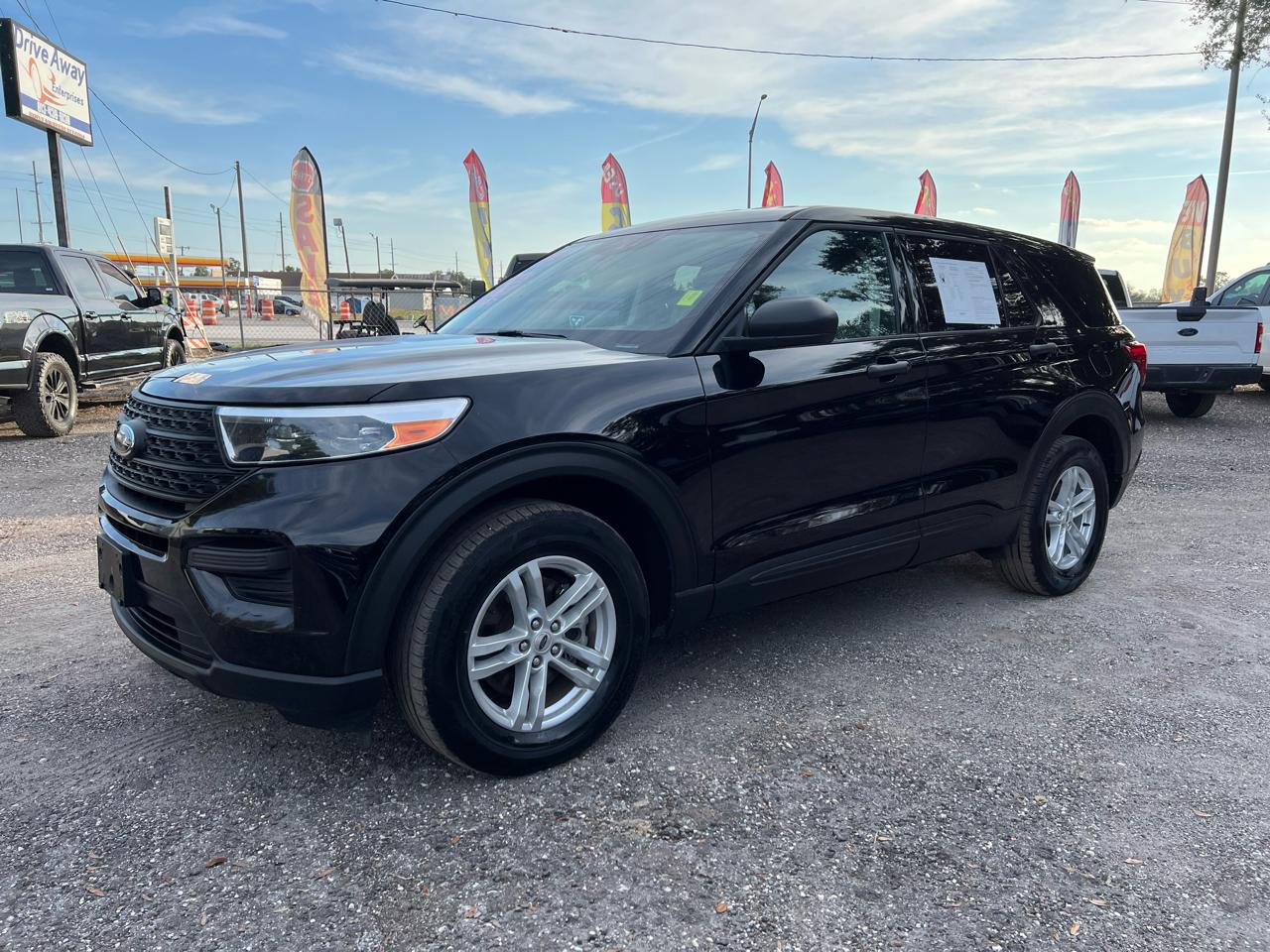 Ford Explorer - Thumbnail 8