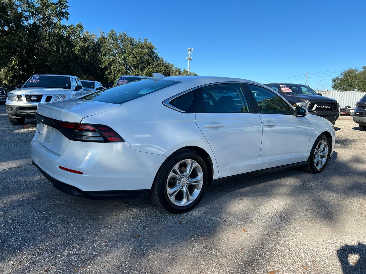 Honda Accord - Thumbnail 4