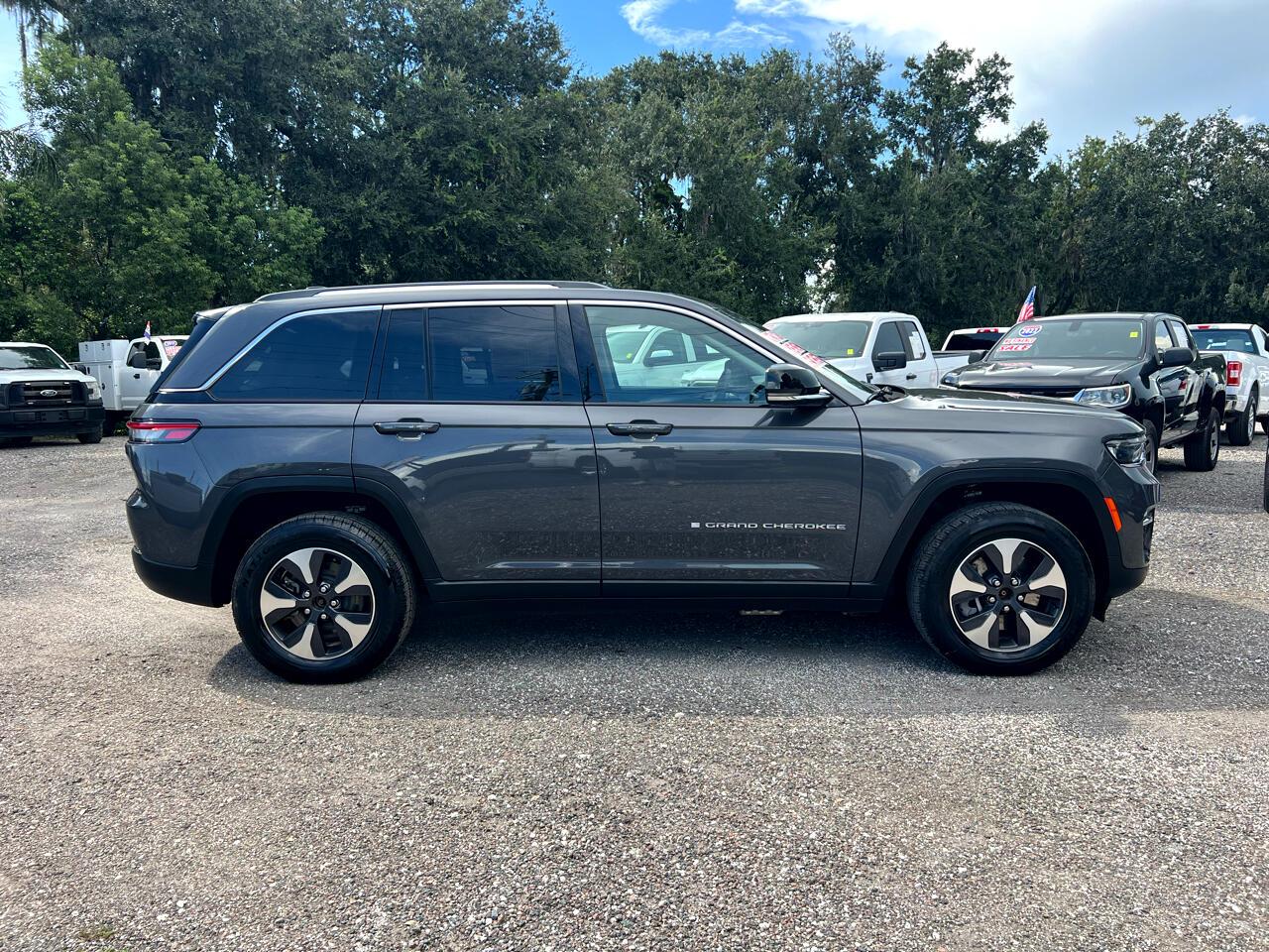 Jeep Grand Cherokee 4Xe - Thumbnail 3