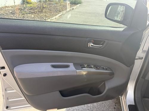 Toyota Prius #2 Hybrid Camera Smartkey Newer Hybrid Battery & Abs! 212K Miles - Car For Sale - Tampa Hybrid - Thumbnail 11