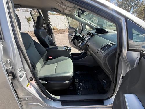 Toyota Prius V Five Wagon Leather Heated Seats Navigation Camera Newer Abs! 169K Miles Sold - Car For Sale  - Thumbnail 18