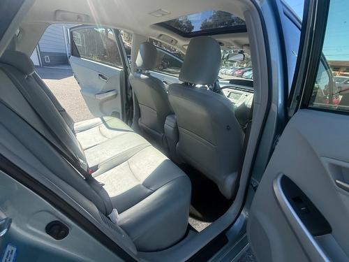 Toyota Prius Hybrid Three Solar Sunroof Pkg Leather Navigation 17 - Thumbnail 19