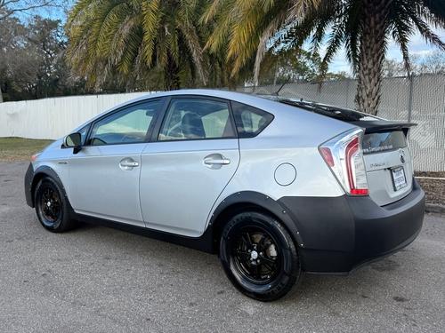 Toyota Prius Hybrid Two Leather Lift Kit & Oversized Tires Brand New Hybrid Battery! 187K Miles Sold - Car  - Thumbnail 3