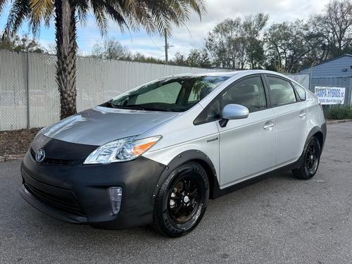 Toyota Prius Hybrid Two Leather Lift Kit & Oversized Tires Brand New Hybrid Battery! 187K Miles Sold - Car  - View 1