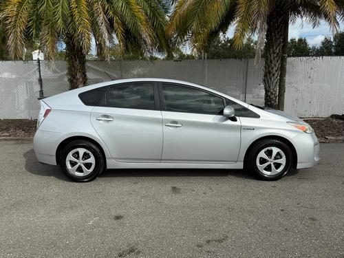Toyota Prius Hybrid Three Navigation Camera Only 85K Miles - Car For Sale - Tampa Hybrids Inc. - Thumbnail 6