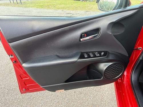Toyota Prius Hybrid Limited Leather Sunroof 11 - Thumbnail 9