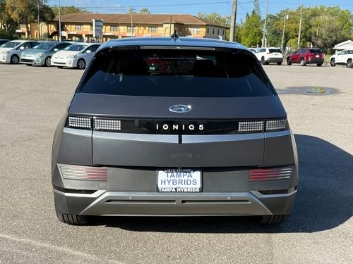 Hyundai Ioniq 5 Sel Rwd Adaptive Cruise 303 Mile Range Carplay Camera 32K Miles - Car For Sale - Tampa Hybri - Thumbnail 9