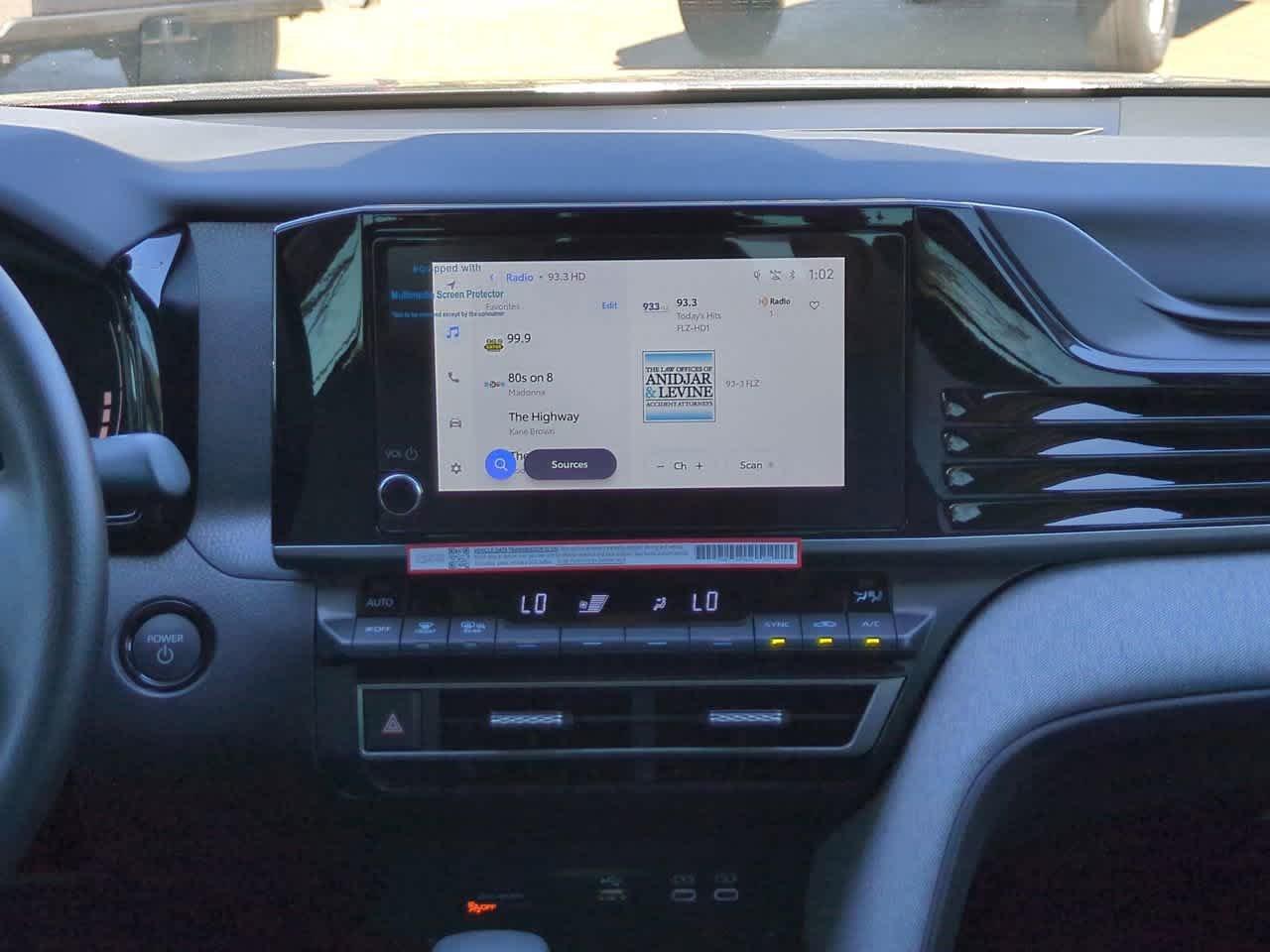 Toyota Camry Le - Thumbnail 18