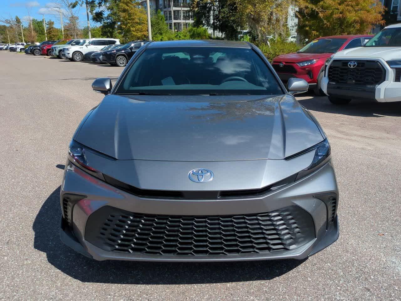 Toyota Camry Se - Thumbnail 10