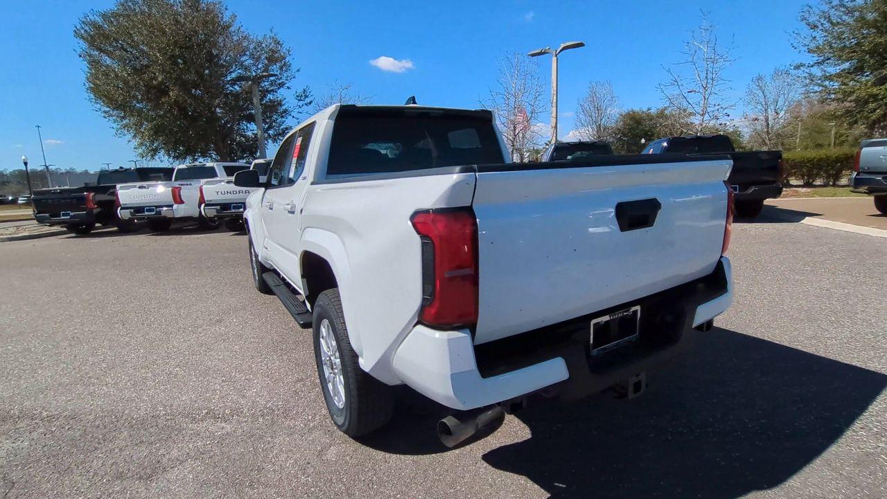 Toyota Tacoma Sr5 Double Cab Rear-Wheel Drive - Thumbnail 2