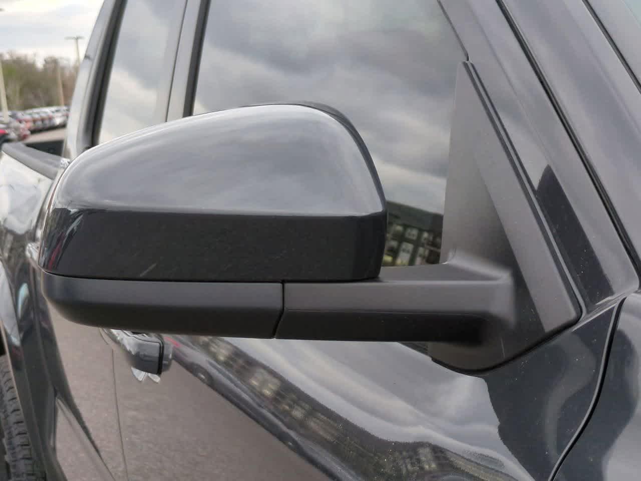 Toyota Tacoma Sr5 Double Cab Rear-Wheel Drive - Thumbnail 13